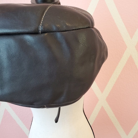 KATE SPADE ♠️ Black Leather Hobo - Picture 4 of 10